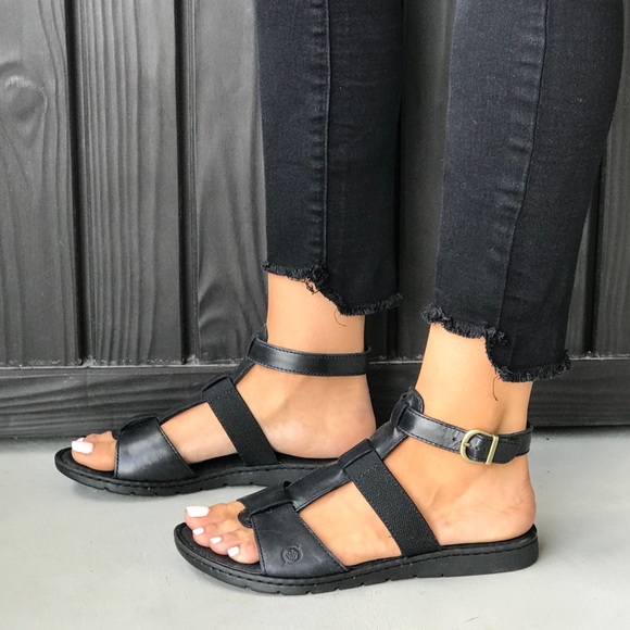 NIB Battle Born FullGrain Leather Gladiator Sandal - Picture 7 of 8